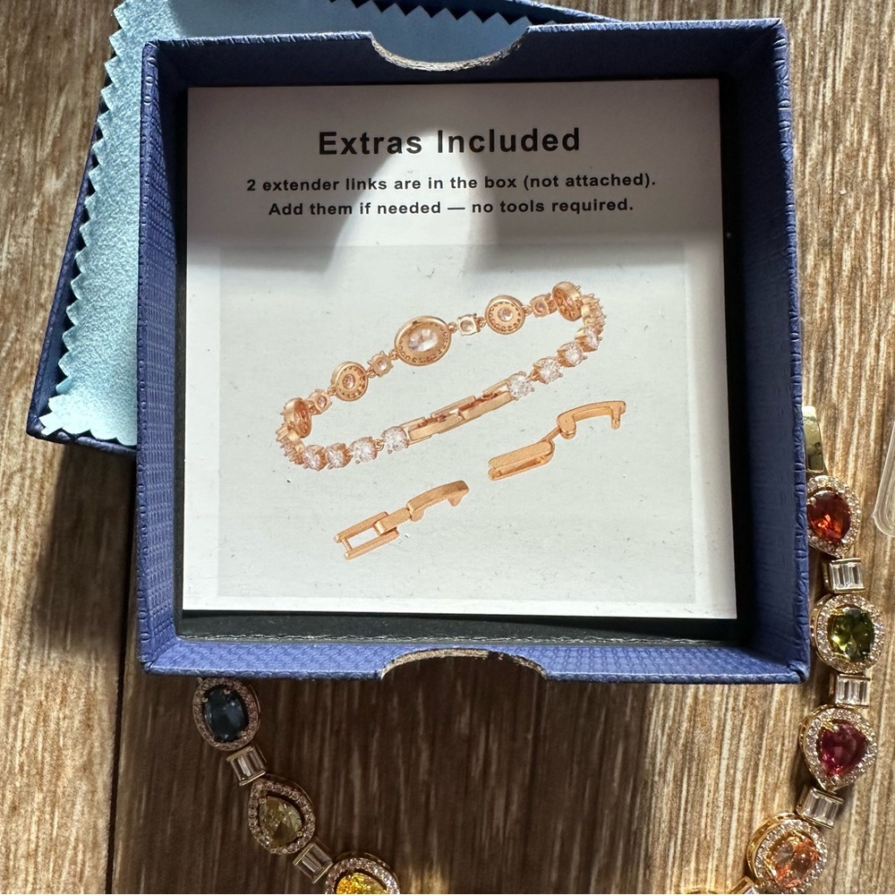 Turandoss Elegant Multicolor Bracelet, new in box - Picture 9 of 11